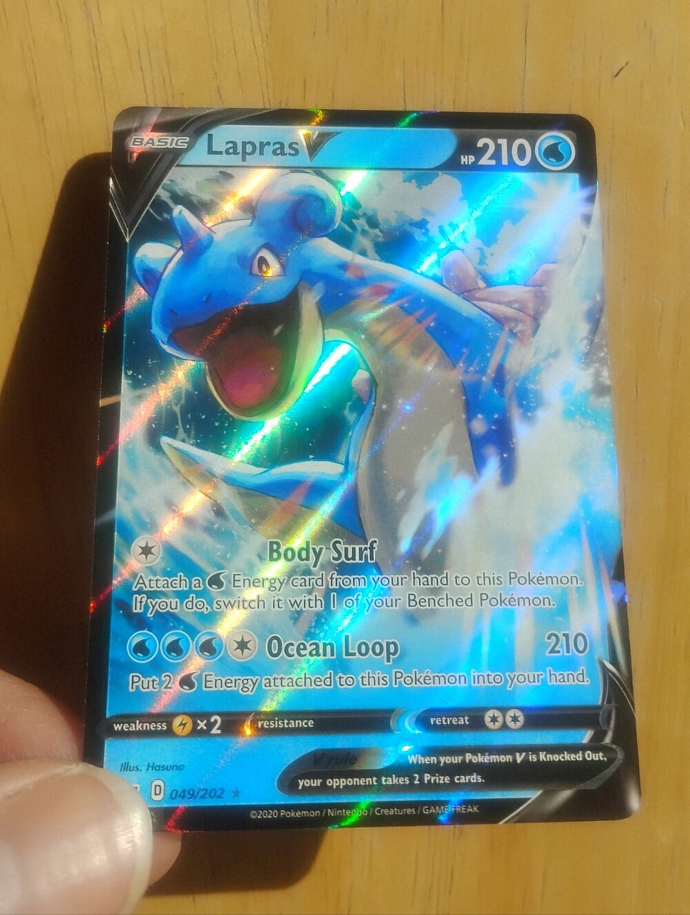 Mint 2020 Holo Ultra Rare Lapras V 049/202 Sword & Shield Base Pokemon Card